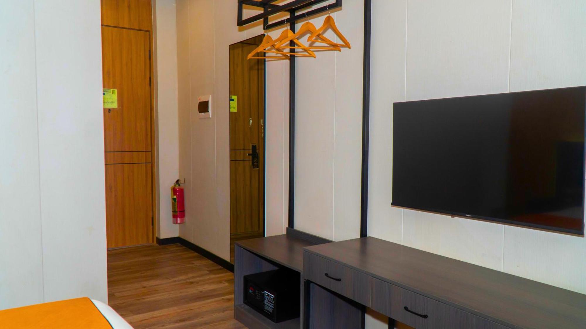 Venus Royale Hotel Корон Екстер'єр фото